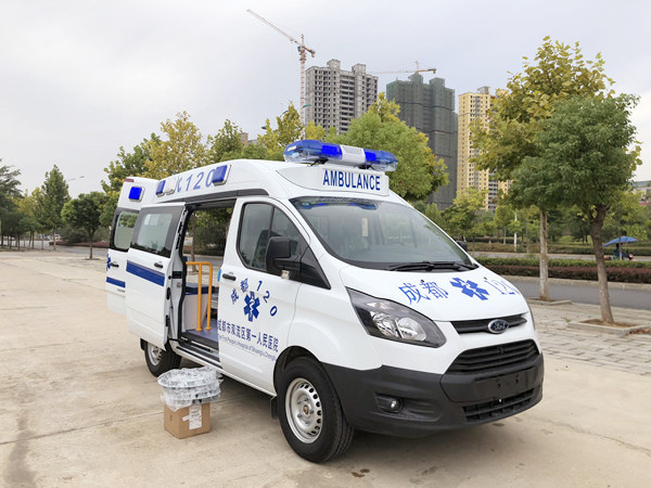 新全顺V362救护车