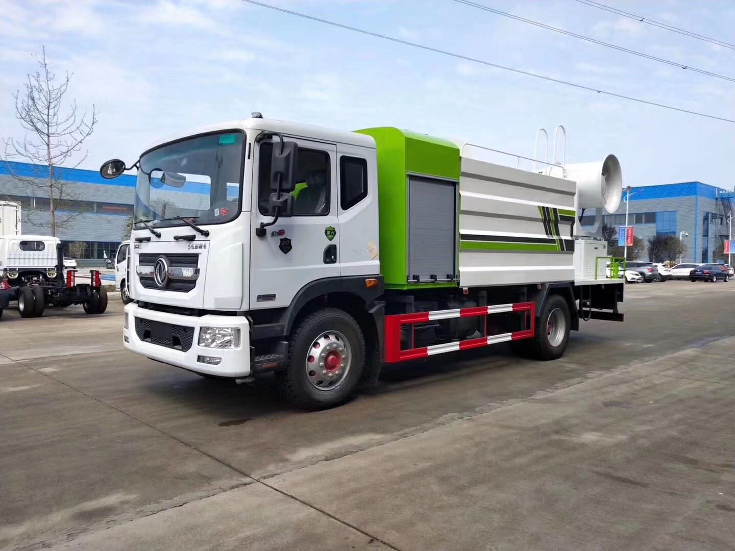 东风D9多功能抑尘车