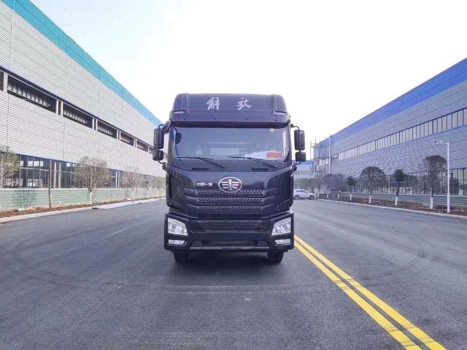解放JH6冷藏车