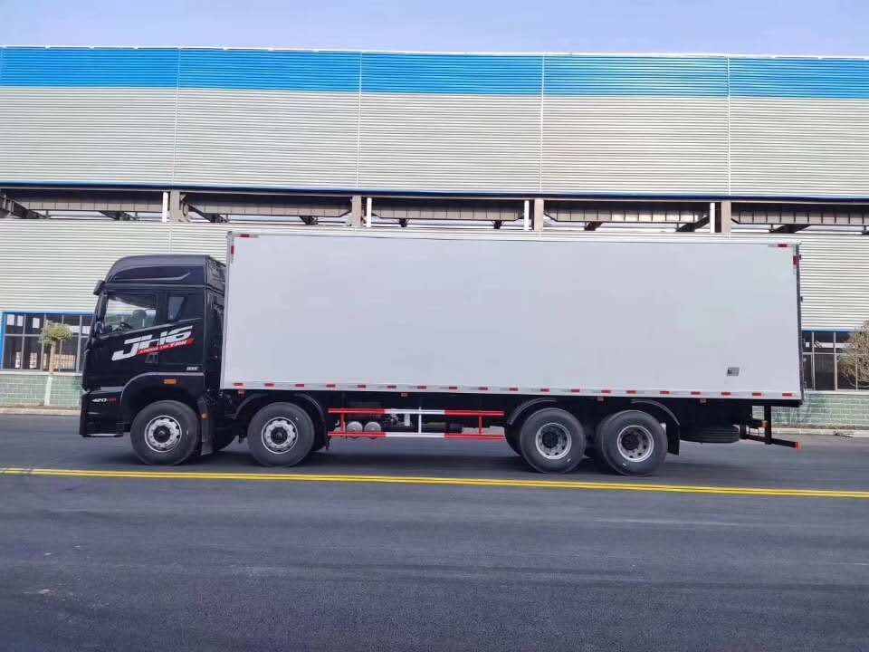 解放JH6冷藏车
