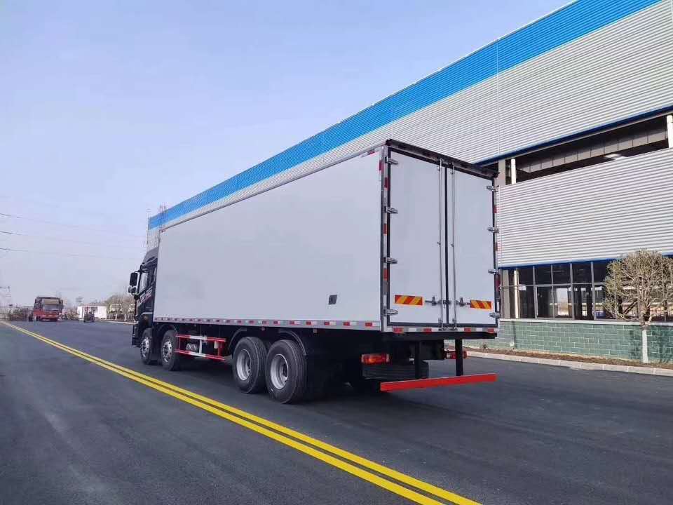 解放JH6冷藏车