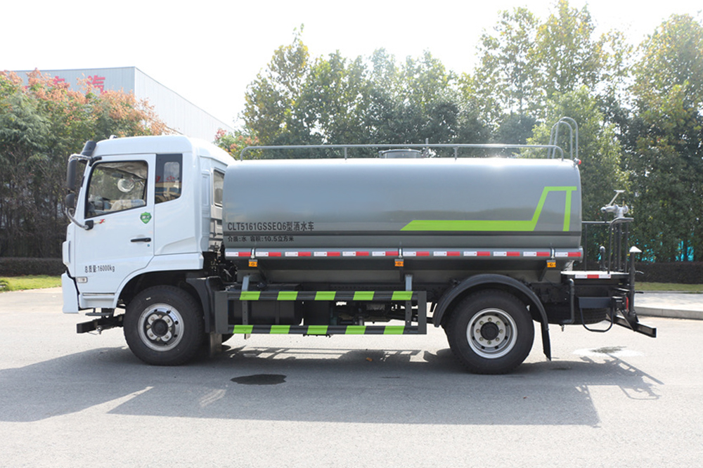 东风福瑞卡F9洒水车