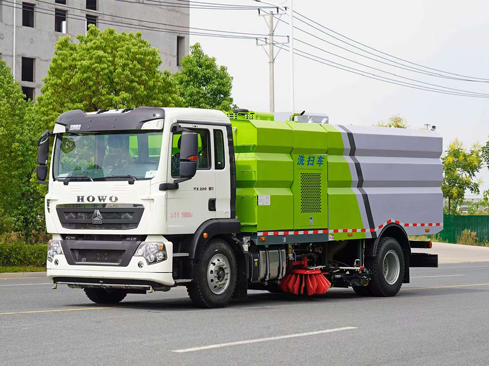 重汽豪沃洗扫车
