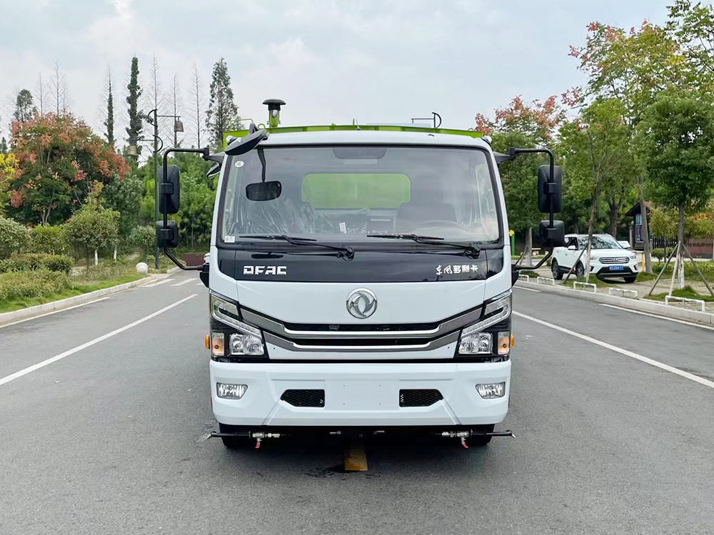 东风大多利卡洗扫车